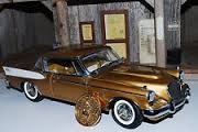 Yatming 1/18 Studebaker Colden Hawk 1958 Gold